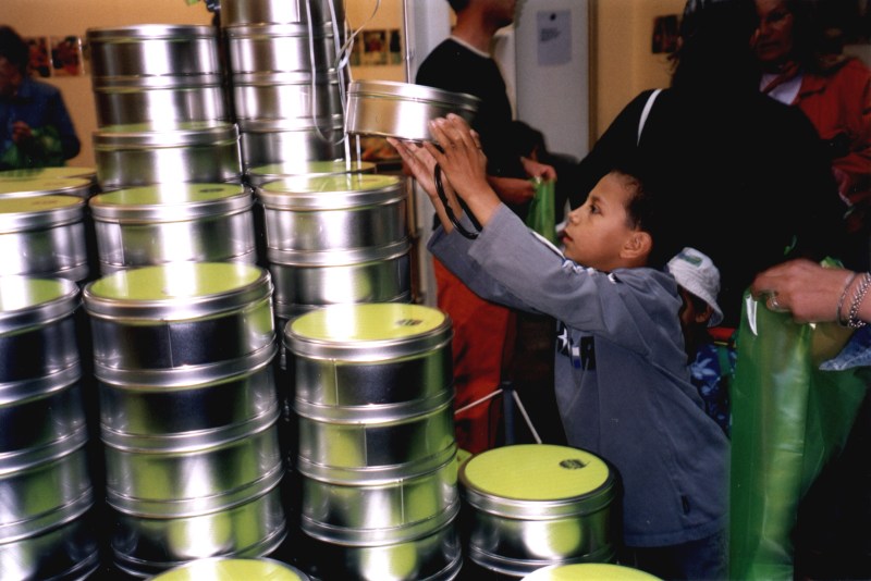 Everybody is a director and curator of a museum
residential area transformed in Museum Oostwijk, 2002-2009
