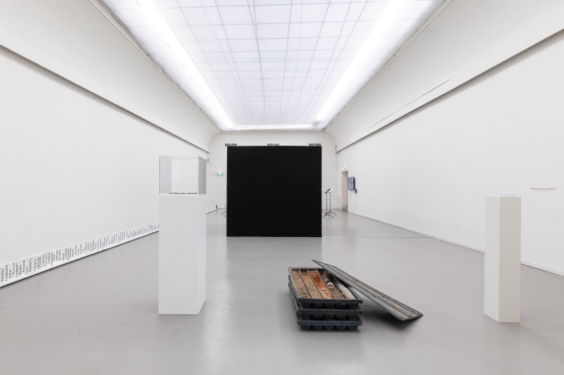 impression of exhibition, photo Maarten Nauw.